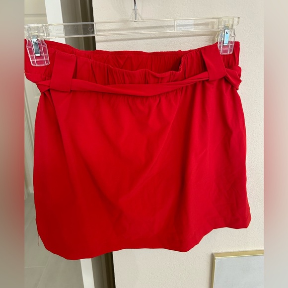 Izod top and skort golf outfit - Picture 4 of 6